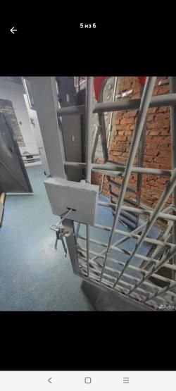 Дверь в Комнату Хранения Оружия