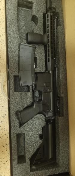 East Crane EC-331 BCM F8 M-LOK 9"