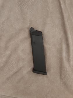 East crane Glock 17 gen 5 GBB