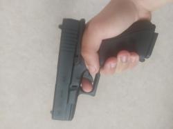 East Crane Glock 19x