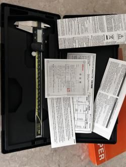 Электронный штангенциркуль Mitutoyo 200mm