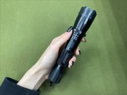 Электрошокер в виде фонарика 1101