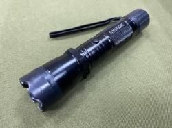 Электрошокер в виде фонарика 1101