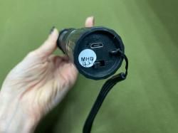 Электрошокер в виде фонарика 1101