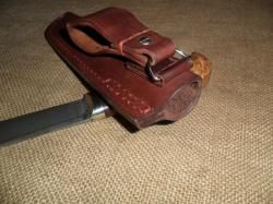 Финка из стали D2