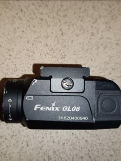 Фонарь пистолетный Fenix Gl06
