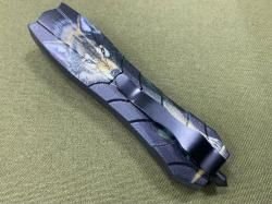 Фронтальный нож с волком 