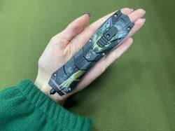 Фронтальный нож с волком 