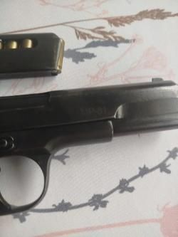 Газовый пистолет ТТ выполнен из боевого образца 1945 года, коллекционный раритет.