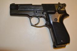 Газовый пистолет Walther P-88, калибр 9 мм.