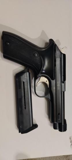 Газовый пистолет