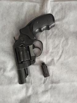  Газовый револьвер RG-89 (Германия) с ракетницей