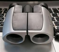  Бинокль Canon 8x22 7.0°