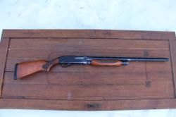 Гладкоствольное помповое охотничье ружьё 12 калибра Winchester Macnum 1300 USA New Heven