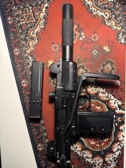 Gletcher UZI