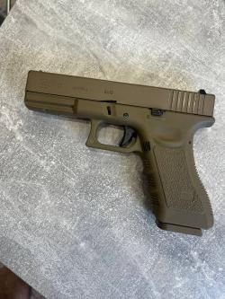 Glock 17 East Crane