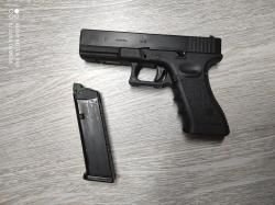 Glock 17 EC