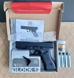 GLOCK 17 UMAREX 4,5 mm BB