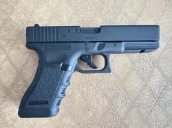 GLOCK 17 UMAREX 4,5 mm BB