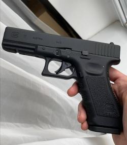 Glock 17 Umarex Blowback 4,5mm / Глок 17 пневматический
