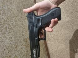 Glock 17