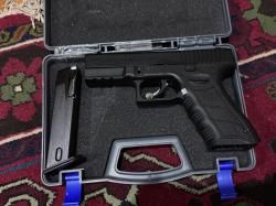 Glock 17