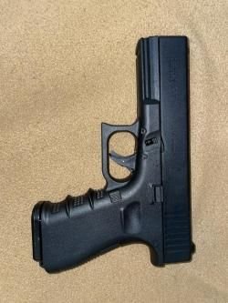 Glock 17 