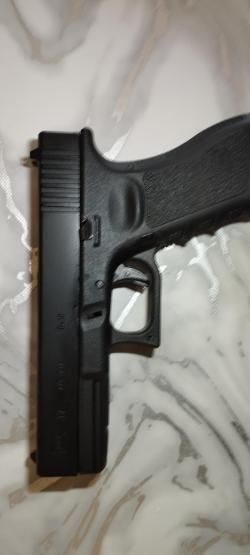 Glock 17