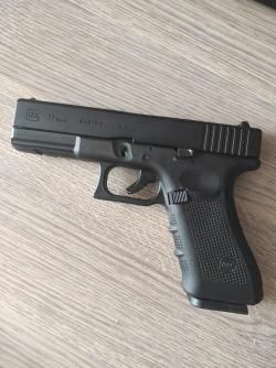 Glock 17