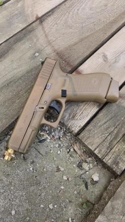 Glock 19x…AUSTRIA…cal.10/28✅