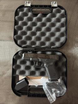 Глок-т Glock 19 gen 5 кал. 10х28