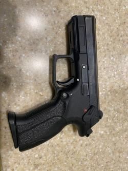 GP T12 АКБС в отличном состоянии