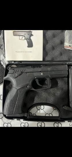 Grand Power T-12. Словакия