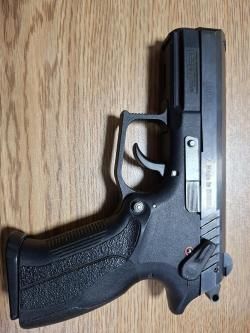 Grand Power T-12