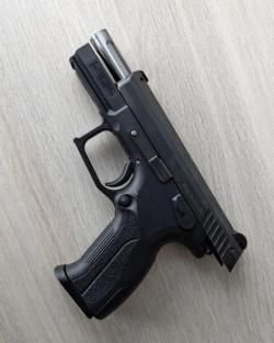 Grand power T12  10x28 