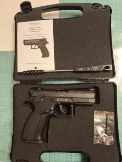 Grand Power T12-FM2 калибра 10×28