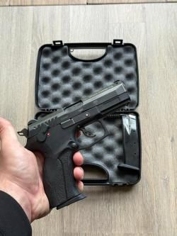 Grand Power T12 Slovakia серии I 10х28