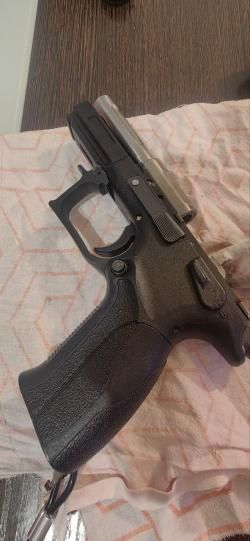 Grand Power T12 (Словакия) 