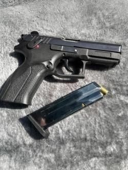 Grand Power T12