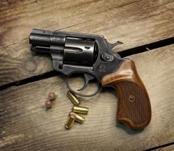 Гроза Р-02С, кал.9Р.А.