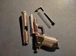 Хорхе, 9 мм Р.А.