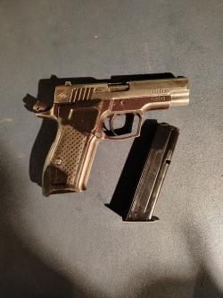 Хорхе, 9 мм Р.А.