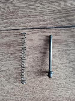 Хорхе, Гроза 021.Возвратный механизм (Направляющая,большая возвратная пружина) 