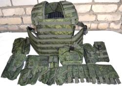  Камплект абмундирование для солдата, тактический жилет, шлем, сапоги. и. д 50000 В НАЛИЧИИ