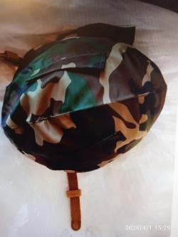 Каска военная стальная с чехлом и капюшоном