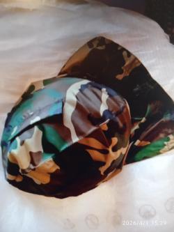 Каска военная стальная с чехлом и капюшоном