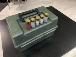    КЕЙС ДЛЯ 100 ПАТРОНОВ 12 КАЛИБРА MTM SF-100-12