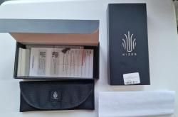 Kizer Hawk DLC сталь M390, рукоять Black Titanium, S35VN