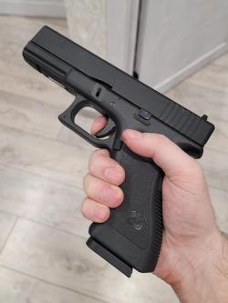 KJW KP-17 co2 Glock 17