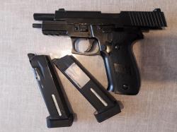 KJW Sig Sauer P226 страйкбольный пистолет.